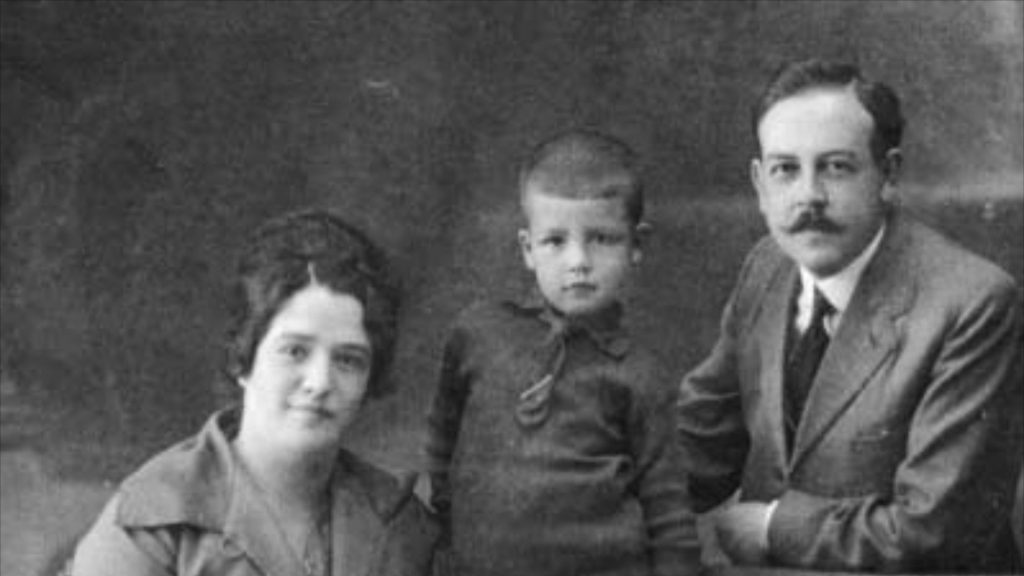 Alfonso Reyes, Manuela Mota y su hijo