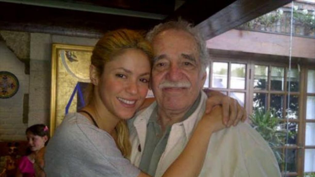 Shakira y Gabo. A petición de él, ella creo la banda sonora de la versión cinematográfica de “El amor en los tiempos del cólera”.